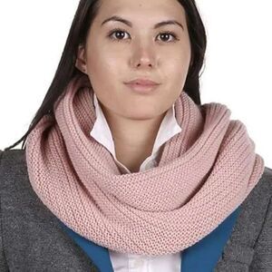 Ladies Pink Winter Scarf